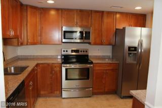 4917 Longhorn Dr, Woodbridge, VA 22193-4330