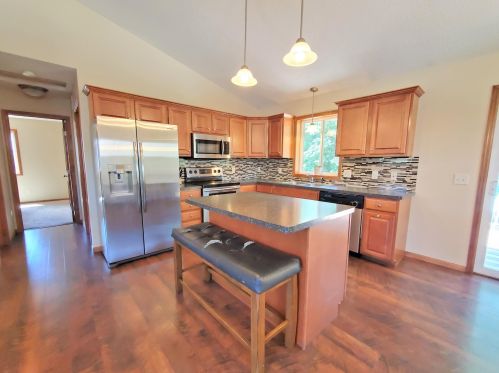 11764 35th Ave, Becker, MN 55308-4633