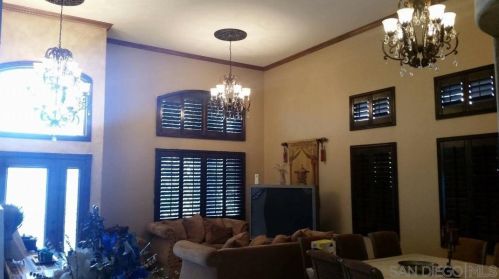 2225 R Carrillo Ct, Calexico, CA 92231-3979