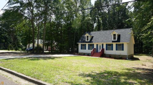 1209 Hampton Dr, Hampton, GA 30228-3126