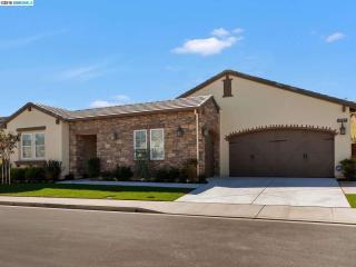 1727 Chardonnay Ln, Los Angeles, CA 94513-4257