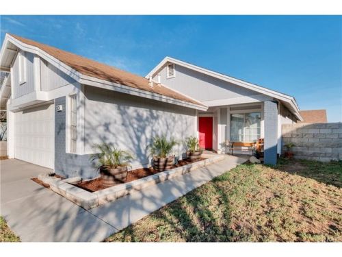 90 Brokers Tip Ct, Perris, CA 92571-2559