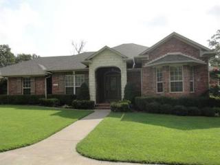 2806 Pinehood Ln, Alma, AR 72921-5070