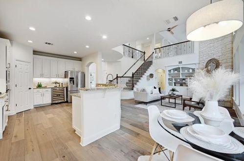 11112 Claro Vista Cv, Austin TX  78739-1917 exterior