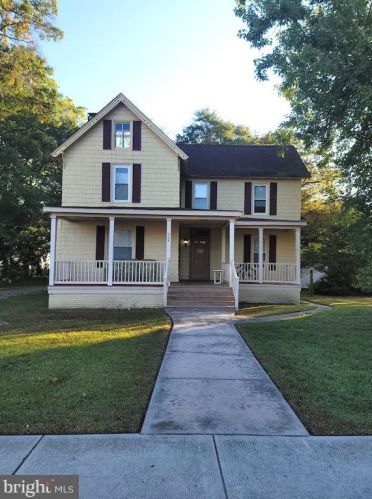 203 Main St, Fruitland MD  21826 exterior