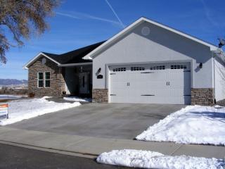 3507 Honey Locust Dr, Montrose, CO 81401-6478