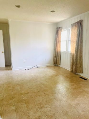 905 Fulton Ave, Kingstree SC  29556-2237 exterior