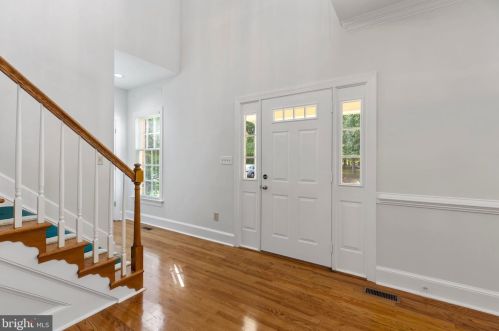 10017 Altamont Cir, Fredericksburg, VA 22408-9535