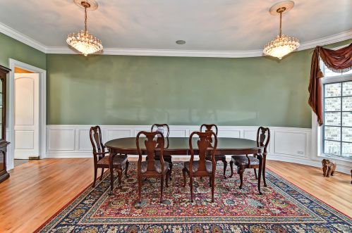 102 Ambriance Dr, Willowbrook IL  60527-0801 exterior