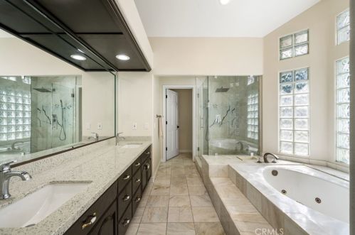 4501 Cerro Vista Dr, Anaheim CA 92807 exterior