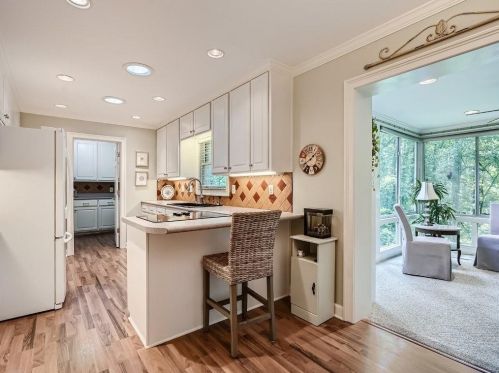 2269 Echo Hl Cir, Atlanta GA  30345-1902 exterior