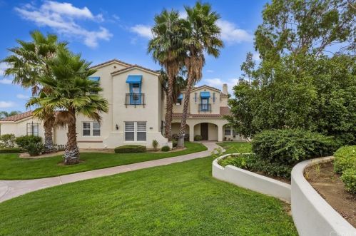 18676 Oak Park Dr, Riverside, CA 92504-9432