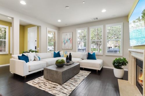 129 Pathway, Irvine CA  92618-8846 exterior