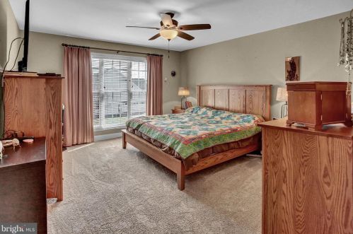 70 Pne Crk Dr, Carlisle PA  17013-9675 exterior