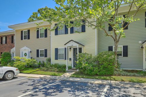 239 Heritage Cir, Mount Pleasant, SC 29464-3006