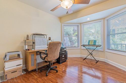 1717 Iwi Way, Honolulu HI  96816-3826 exterior