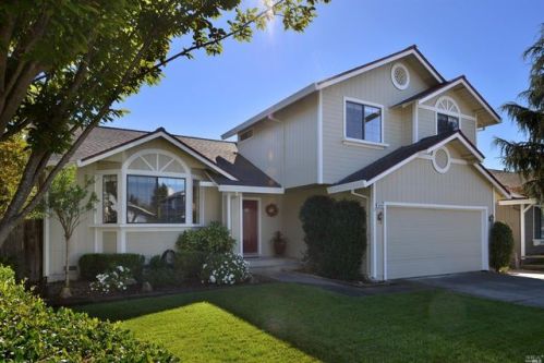 9448 Jessica Dr, Windsor, CA 95492-8867