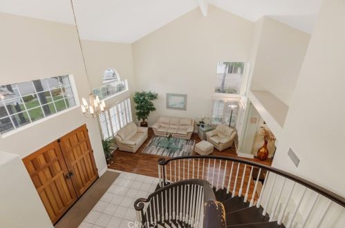 1874 Natalie Ln, Riverside CA  92506-4656 exterior