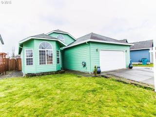 1715 14th Cir, Battle Ground, WA 98604-4390