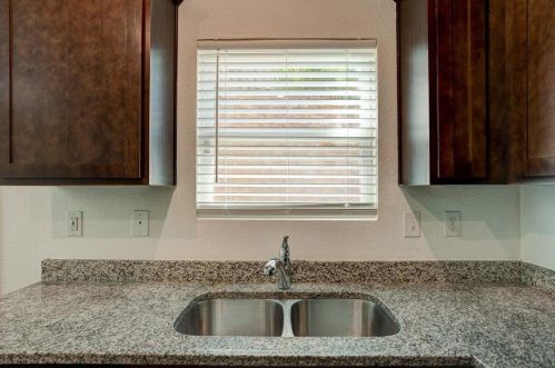 909 Highwood Dr, Atlanta GA  30344-2500 exterior