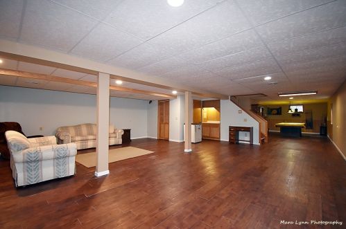324 Julie Ln, Pingree Grove IL  60140-8397 exterior