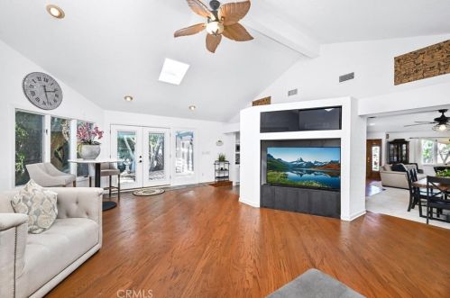 19141 Newland St, Huntington Beach, CA 92646-2140