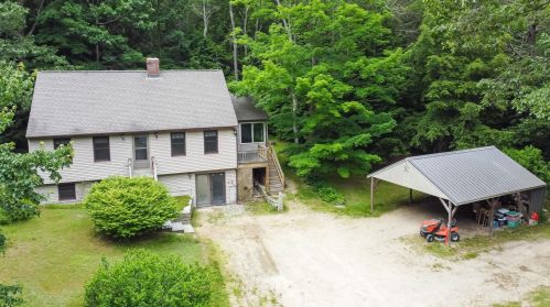 53 Milford St, Brookline, NH 03033-2445