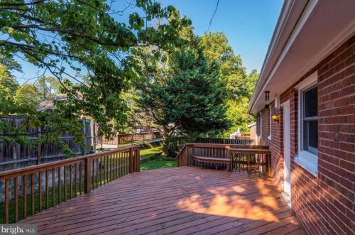 407 Greenbrier Dr, Silver Spring MD 20910-4230 exterior