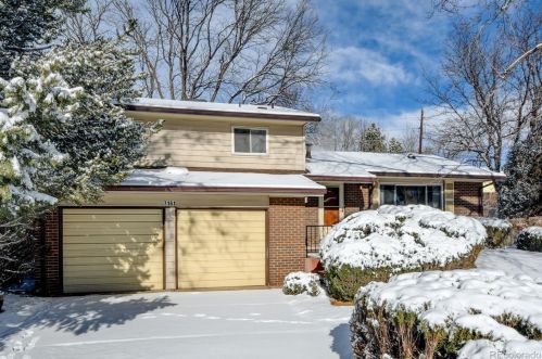 7161 Linvale Pl, Denver, CO 80227-3555