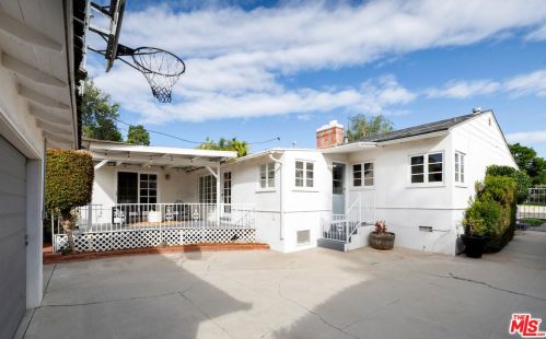 728 26th St, Santa Monica CA  90402-3150 exterior