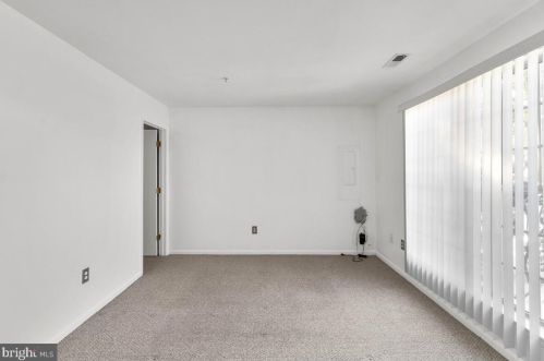 6100 Cliffside Trl, Columbia MD 21045-7412 exterior