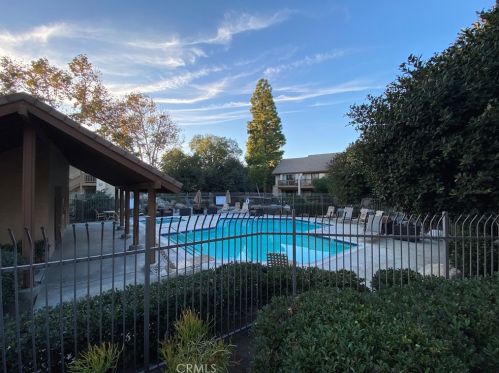 47 Tangelo, Irvine CA  92618-4460 exterior