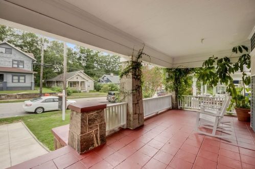 1237 Lucile Ave, Atlanta, GA 30310-1611