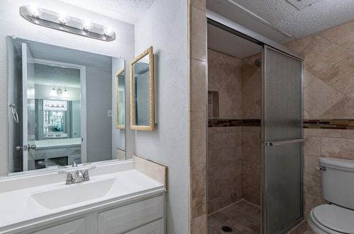 2992 Buttonwood Dr, Carrollton TX exterior