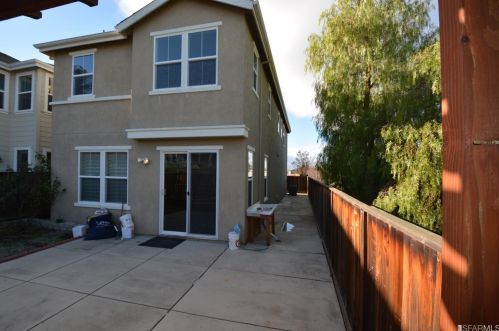 965 Shadow Hill Dr, Pacheco, CA 94553-4849
