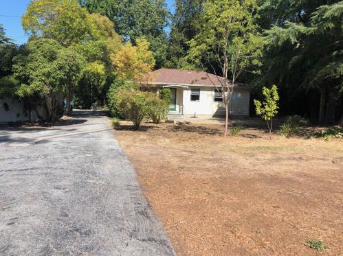 1089 Forest Ave, Palo Alto, CA 94301-3031