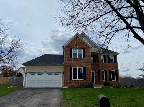 1124 Dorchester Ln, Hanover Park, IL 60103-5700