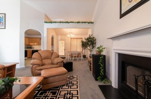 1909 Owens Trl, Rex GA 30273-1080 exterior