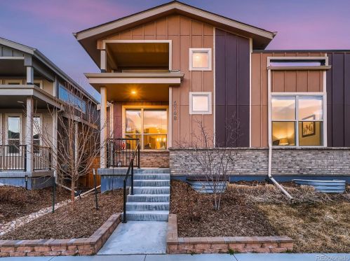 5768 Geneva St, Denver, CO 80238-4736