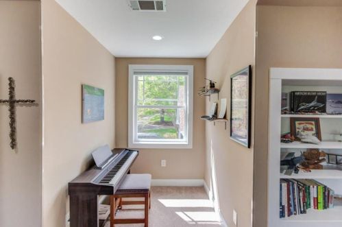 1126 Shoreline Dr, Jefferson GA  30549-2142 exterior