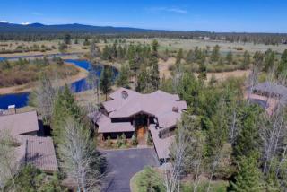 17570 Canoe Camp Dr, Bend, OR 97707-2094