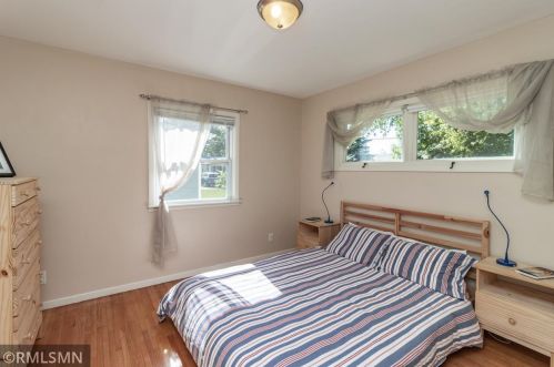 1122 Hubbard Ave, Saint Paul MN  55104-1425 exterior