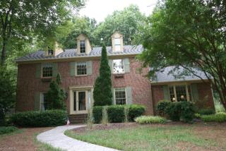 3033 Redford Dr, Greensboro, NC 27408-3115