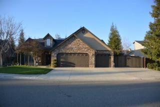 289 Powers Ave, Clovis, CA 93619-3749