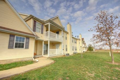 524 James St, Tolono, IL 61880-9601