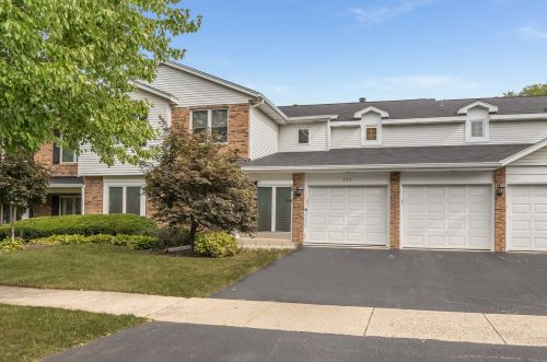 645 Dana Ct, Naperville, IL 60563-2453