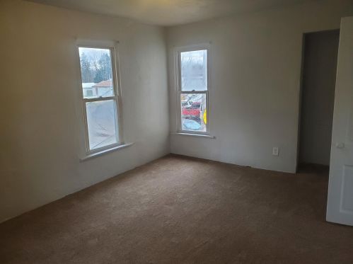 1350 Klobdenz Ave, Springfield OH  45504-2045 exterior