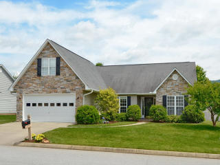 37 Morning Mist Rd, Fletcher, NC 28732-8375
