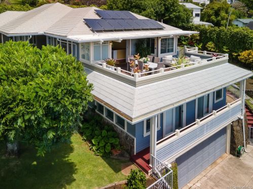1902 Ventura St, Honolulu, HI 96822-1919