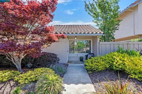 4 Mt Wilson Way, Clayton, CA 94517-1643